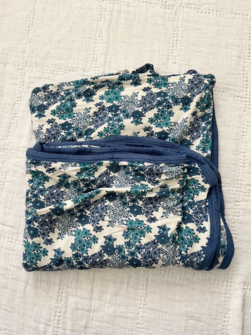 Kate Quinn Bamboo Floral Baby Blanket Reversible 41x42